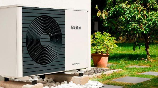 AroTHERM Plus Pompe &agrave; Chaleur Vaillant Monobloc Air / Eau